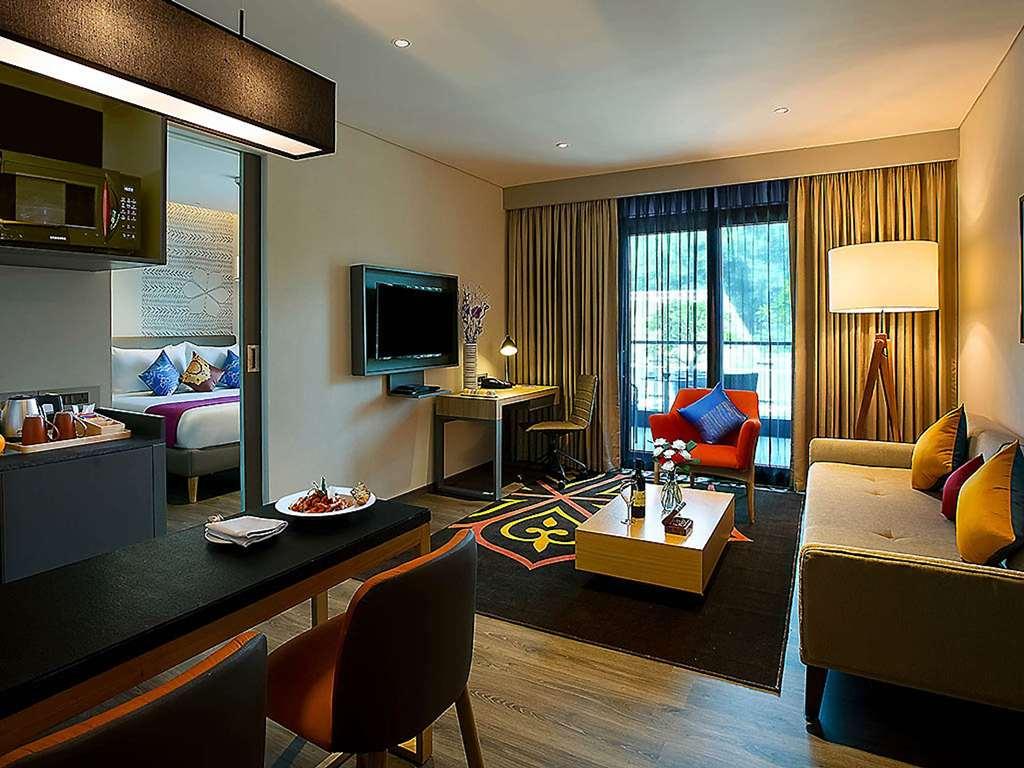 Grand Mercure Mysore - An Accor Brand Habitación foto A typical suite at the hotel